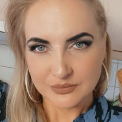 Profile image of Sandra