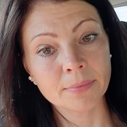 Profile image of Oksana