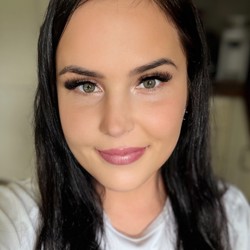 Profile image of Roberta