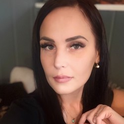 Profile image of Roberta