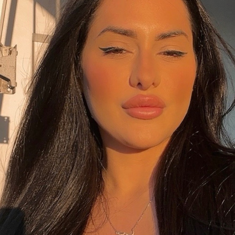 Profile image of Rabab Karbon